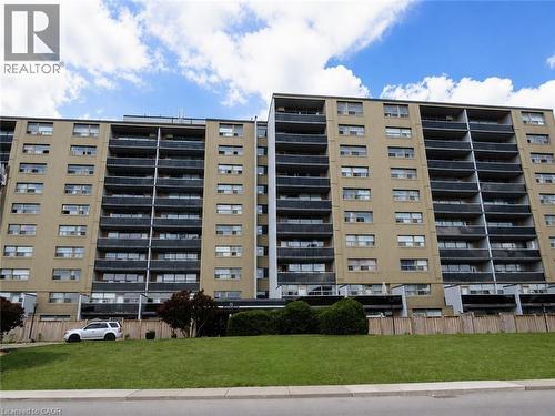 15 ALBRIGHT Road Unit# 514  Hamilton, ON L8K 5J2