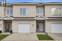 212 Mount Royal PLACE  Regina, SK S4T 7X9