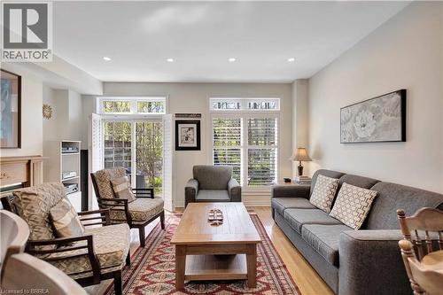 Bright living space - 120 Beddoe Drive Unit# 6, Hamilton, ON 