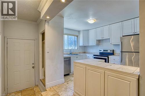 75 Berkindale Drive Unit# 85, Hamilton, ON - Indoor Photo Showing Kitchen