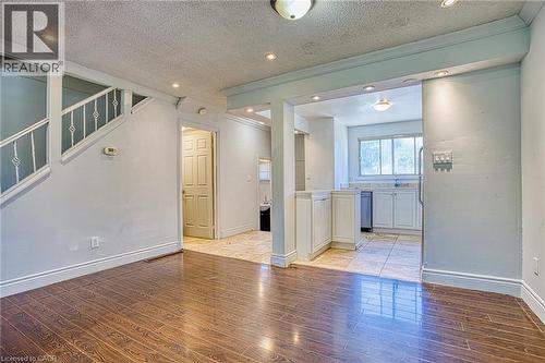 75 Berkindale Drive Unit# 85, Hamilton, ON - Indoor Photo Showing Other Room