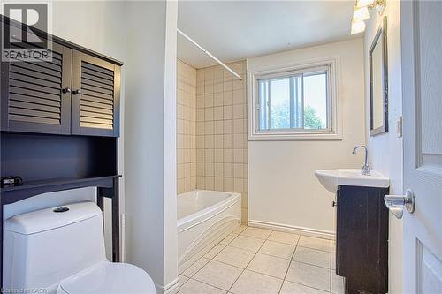75 Berkindale Drive Unit# 85, Hamilton, ON - Indoor Photo Showing Bathroom
