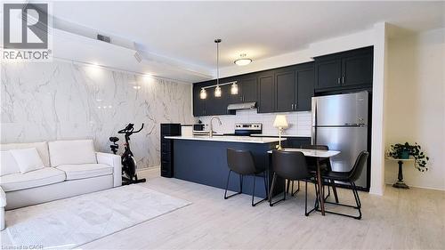 142 Foamflower Place Unit# 12, Waterloo, ON - Indoor Photo Showing Kitchen