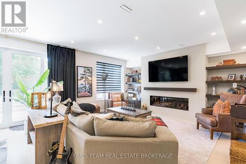 24 Grace Avenue, Orillia, ON 