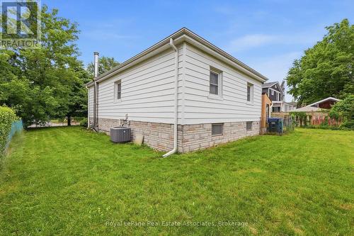 1137 Halliday Avenue, Mississauga, ON 