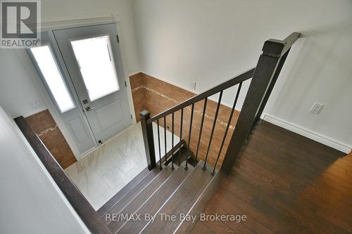 Foyer - 2 Birchmount Circle, Wasaga Beach, ON 