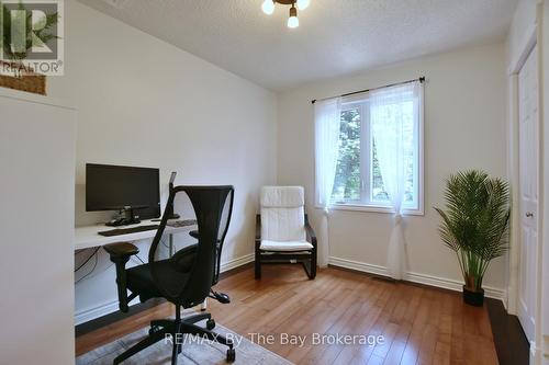 1st Bedroom/Office - 2 Birchmount Circle, Wasaga Beach, ON 