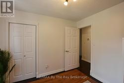 1st Bedroom/Office - 