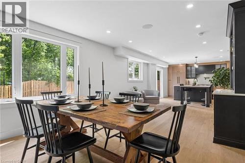 361 Coleridge Place, Waterloo, ON - Indoor Photo Showing Dining Room