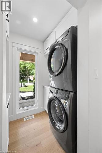 361 Coleridge Place, Waterloo, ON - Indoor Photo Showing Laundry Room