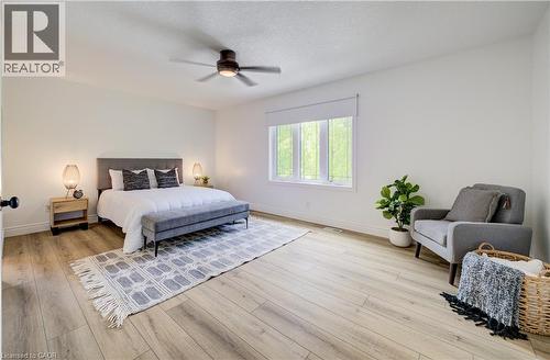 464 Northlake Drive, Waterloo, ON - Indoor Photo Showing Bedroom