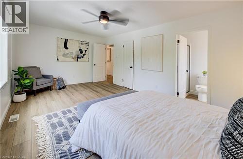 464 Northlake Drive, Waterloo, ON - Indoor Photo Showing Bedroom
