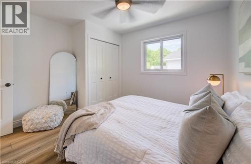 464 Northlake Drive, Waterloo, ON - Indoor Photo Showing Bedroom