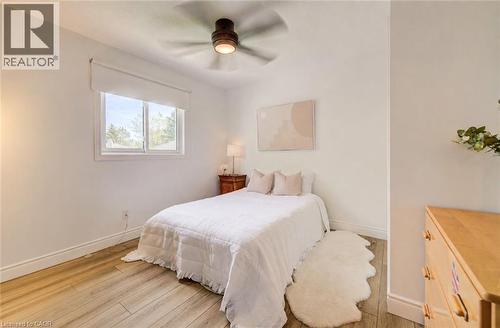 464 Northlake Drive, Waterloo, ON - Indoor Photo Showing Bedroom