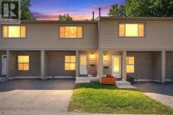 15 GREEN VALLEY Drive Unit# 34  Kitchener, ON N2P 1K7