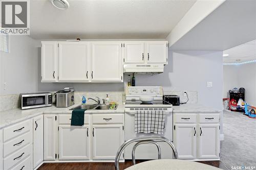 14 Stewart Avenue, Saskatoon, SK 