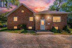 44 MCLAUGHLIN ROAD S Brampton, ON L6Y 2C7