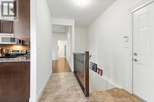 2203 Roxborough, Windsor, ON 