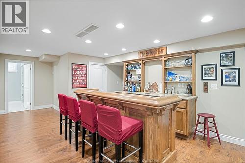 2203 Roxborough, Windsor, ON 