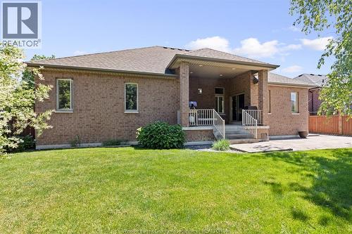 2203 Roxborough, Windsor, ON 