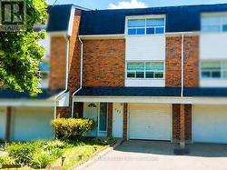 143 PURPLEDUSK TRAIL Toronto, ON M1E 4C9