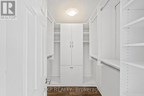 12 Mantz Crescent, Whitby, ON 
