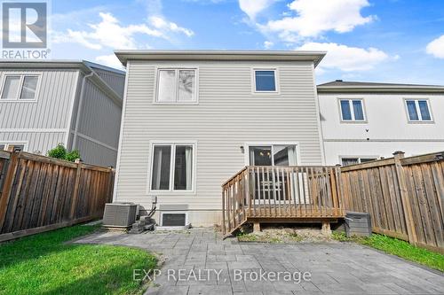 12 Mantz Crescent, Whitby, ON 