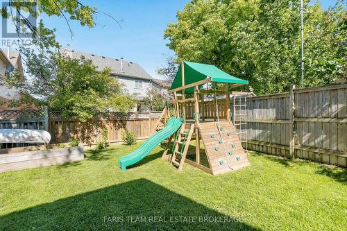 21 Maplehurst Crescent, Barrie, ON 