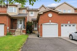 41 LANDERVILLE LANE  Clarington (Bowmanville), ON L1C 4W8