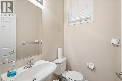 240 Emick Drive, Hamilton, ON - Indoor Photo Showing Bathroom