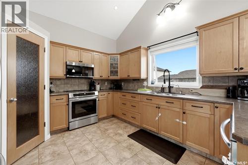 9 Brayden Bay, Grand Coulee, SK 