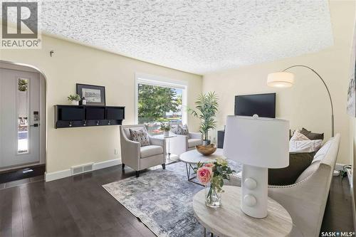 1329 14Th Street E, Saskatoon, SK 
