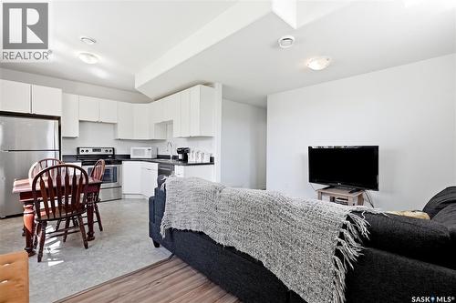 130 Sinclair Crescent, Saskatoon, SK 
