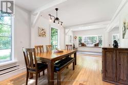Extra long dining room for gathering  together - 