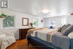 Main floor primary bedroom has walk-in closet - 