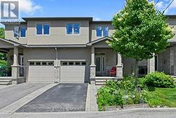 331 DUNCAIRN AVENUE  Ottawa, ON K1Z 7H1