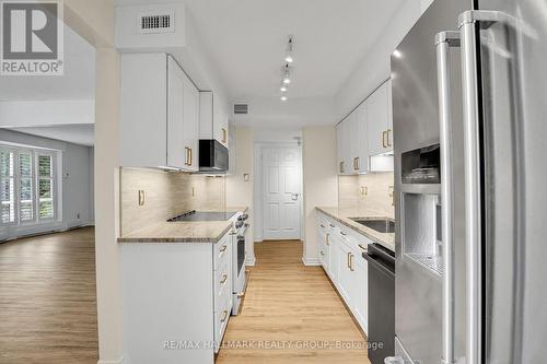 511 - 330 Centrum Boulevard, Ottawa, ON 
