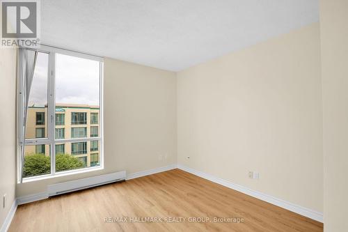 511 - 330 Centrum Boulevard, Ottawa, ON 