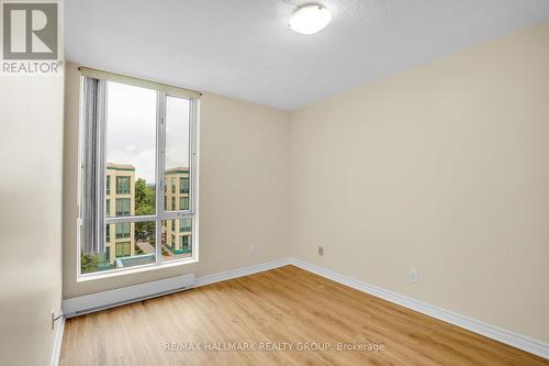 511 - 330 Centrum Boulevard, Ottawa, ON 