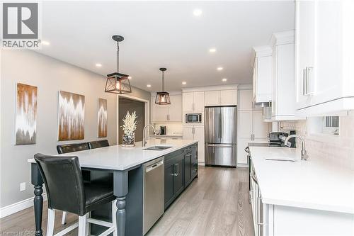 1774 Old Mill Road, Kitchener, ON - Indoor Photo Showing Kitchen With Upgraded Kitchen
