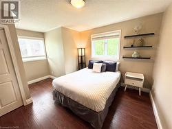Bedroom 2 with walk-in closet - 