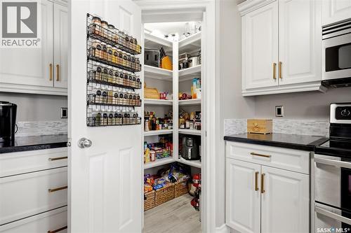 4450 Nicurity Drive, Regina, SK 