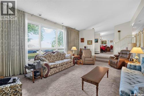 121 4Th Street E, Nipawin, SK 