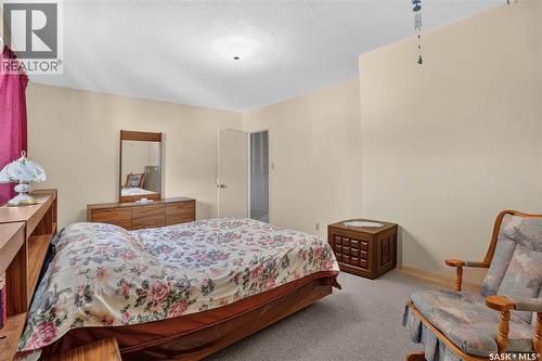121 4Th Street E, Nipawin, SK 