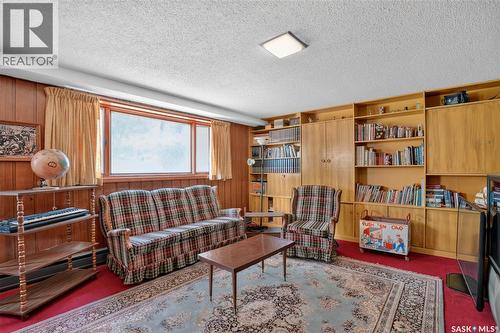 121 4Th Street E, Nipawin, SK 