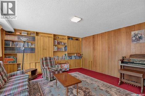 121 4Th Street E, Nipawin, SK 
