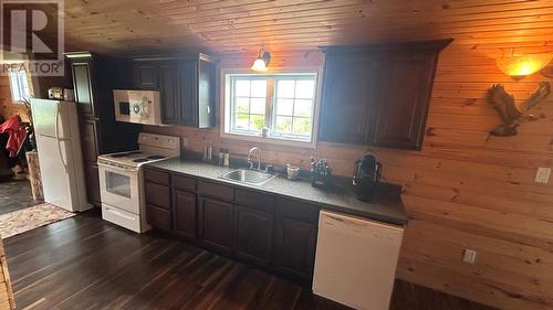 123 Main Road, Boswarlos, NL 