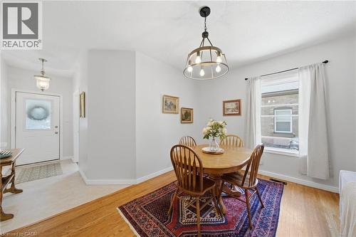 112 Sydenham Street, Brantford, ON - Indoor Photo Showing Dining Room