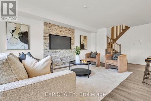 6 SHERWAY STREET  Hamilton, ON L8J 0J4