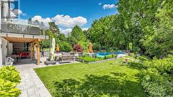 33 THORNY BRAE DRIVE Markham, ON L3T 3G5